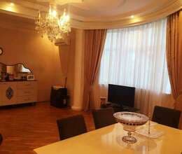 Satılır Yeni tikili, 135m², 4-Otaqlı