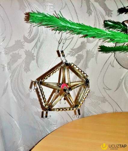 Yeni il ağacı oyuncaqları (SSSR)