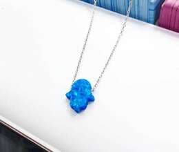 Gümüş boyunbağı