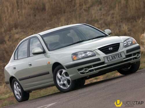 Hyundai Elantra 2004 Detalları