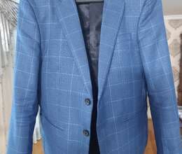 Kişi üçün pencək satılır.