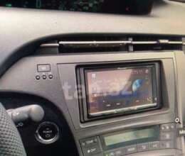Toyota Prius 30 monitor çərçivəsi