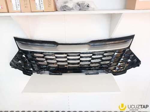 "Kia Sportage 2022" radiator barmaqlığı