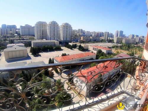 Satılır Yeni tikili, 70m², 2-Otaqlı