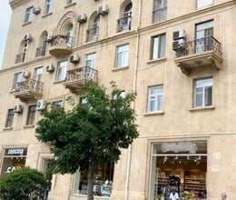 Satılır Köhnə tikili, 156m², 7-Otaqlı