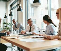 Məlumat meneceri tələb olunur