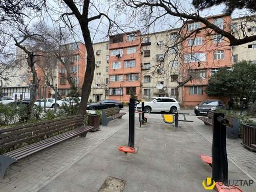 Satılır Köhnə tikili, 50m², 3-Otaqlı