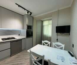 Satılır Köhnə tikili, 75m², 3-Otaqlı