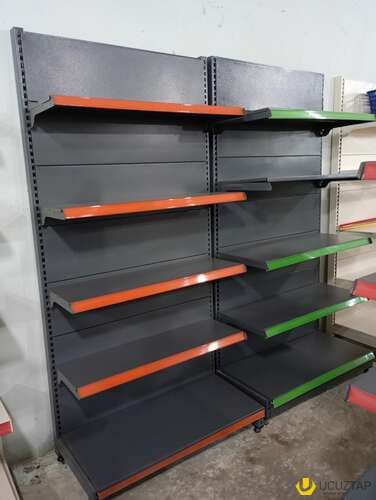 Vitrin rəflər satılır